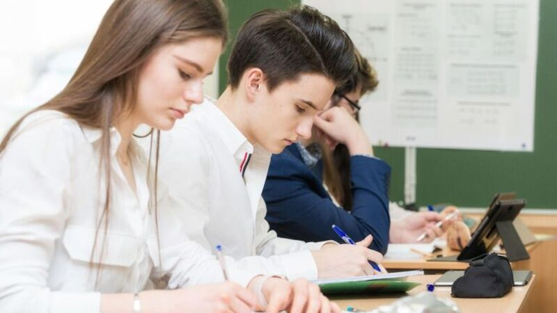 Минпросвещения определило сроки заключительного этапа олимпиады школьников