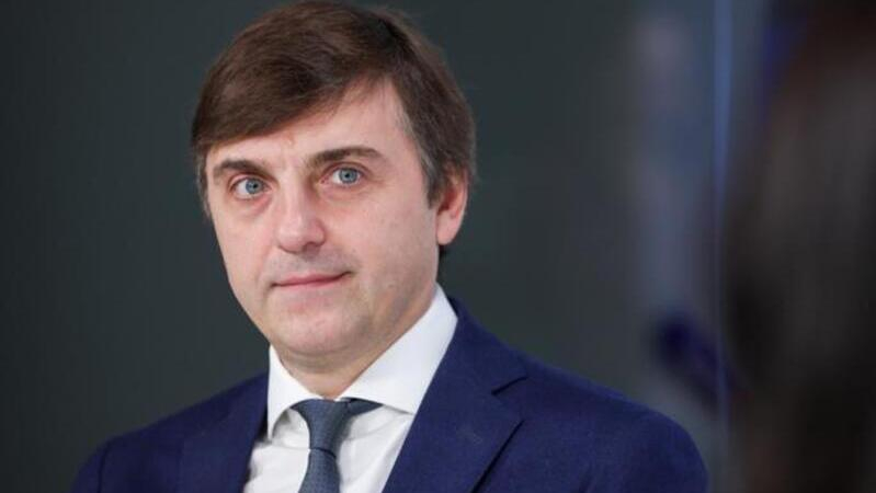 Кравцов назвал проверку домашних заданий обязанностью учителей