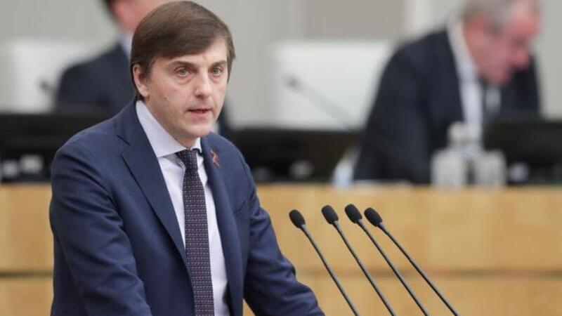 Кравцов призвал обеспечить образовательное пространство требованиями к оборудованию