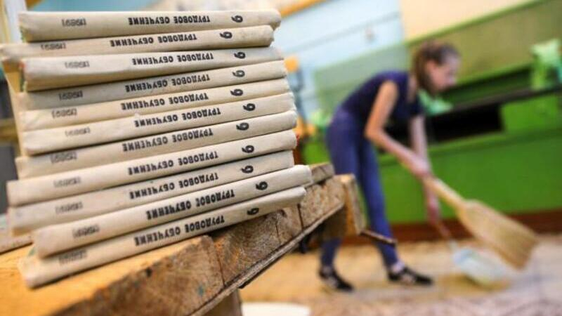 В Госдуме напомнили о праве привлекать школьников к труду без согласия родителей