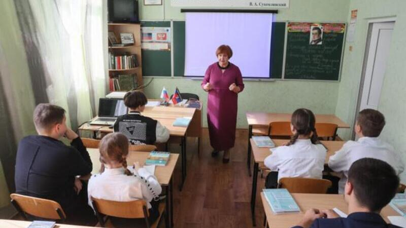 В ГД предложили отменить шестидневную учебную неделю в школах