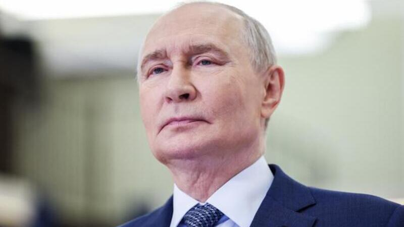 Путин: поддержка сельских школ с самого начала была целью программы обновления