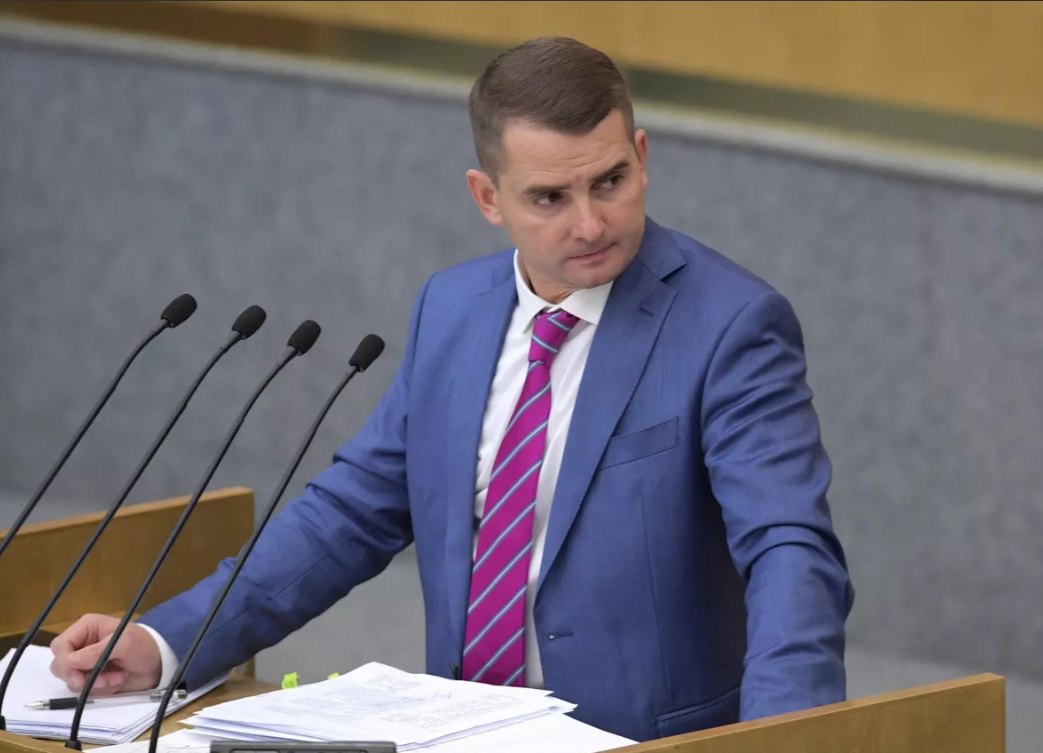 Депутат Госдумы предложил отменить бесплатное обучение детей мигрантов