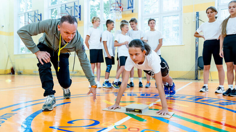 Минпросвещения хочет ежегодно повышать квалификацию более 3 тыс. учителей физкультуры