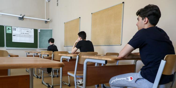 Более 70% школьников заявили, что родители обязаны оплачивать им образование