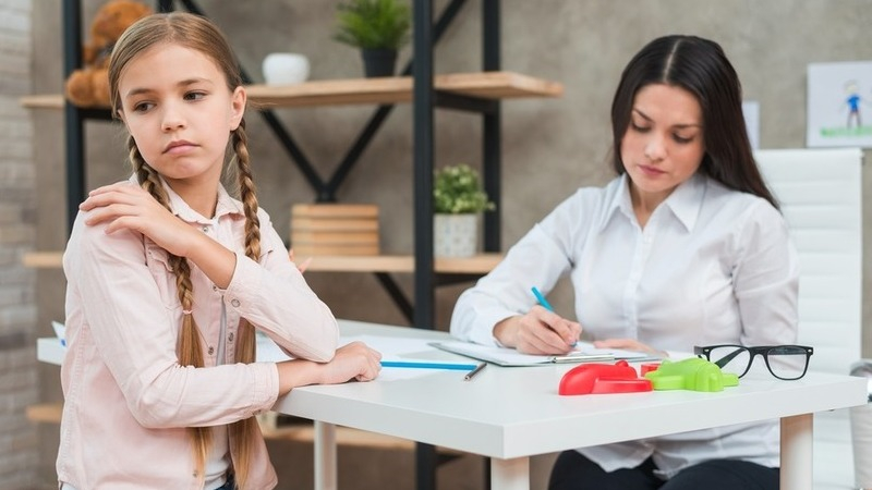 В России предложили увеличить число школьных психологов