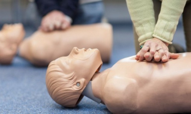 Обучение навыкам оказания первой помощи предлагают начинать с детсада